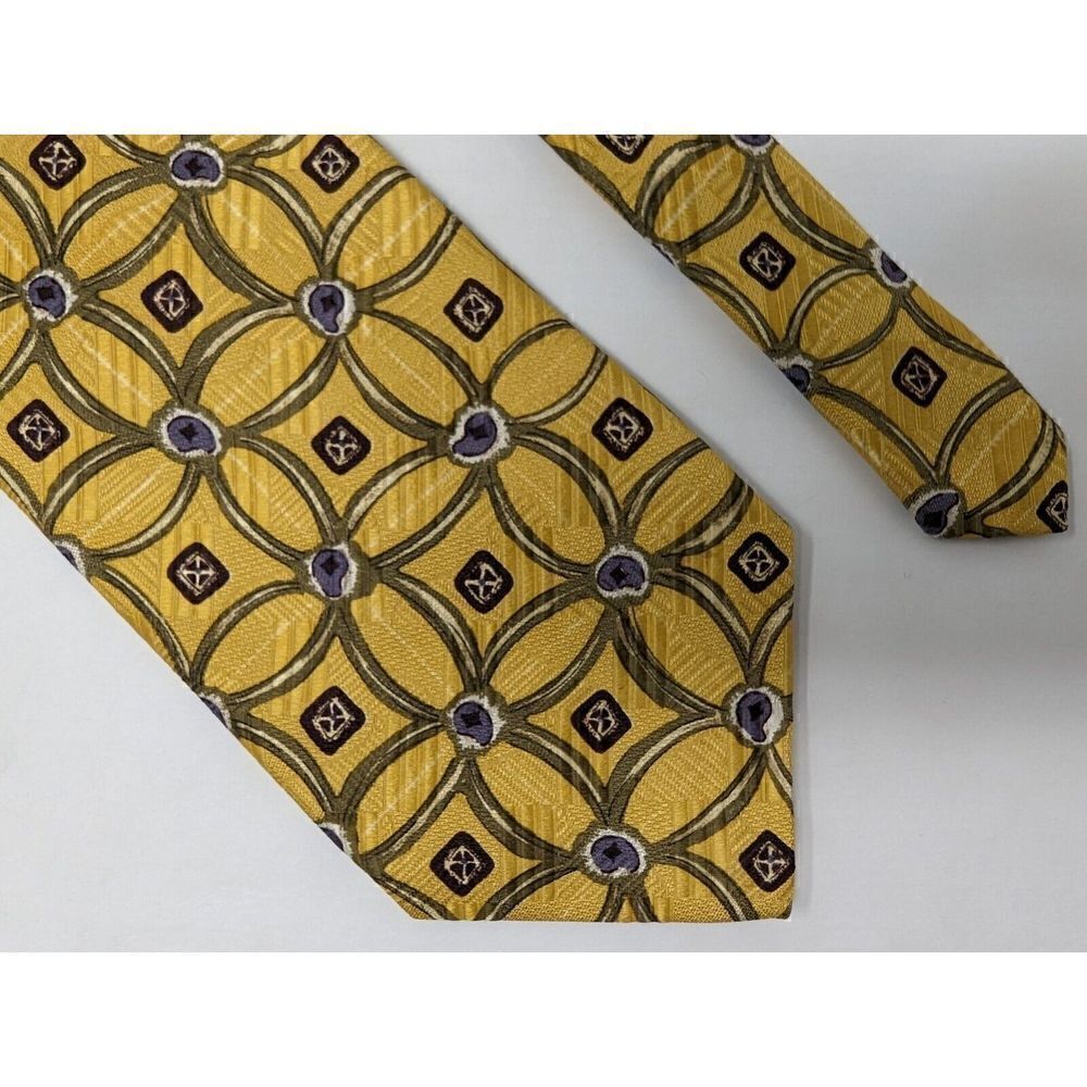 ROBERT TALBOTT BEST OF CLASS SILK TIE YELLOW GREEN GEOMETRIC SATIN TEXTURED 4"